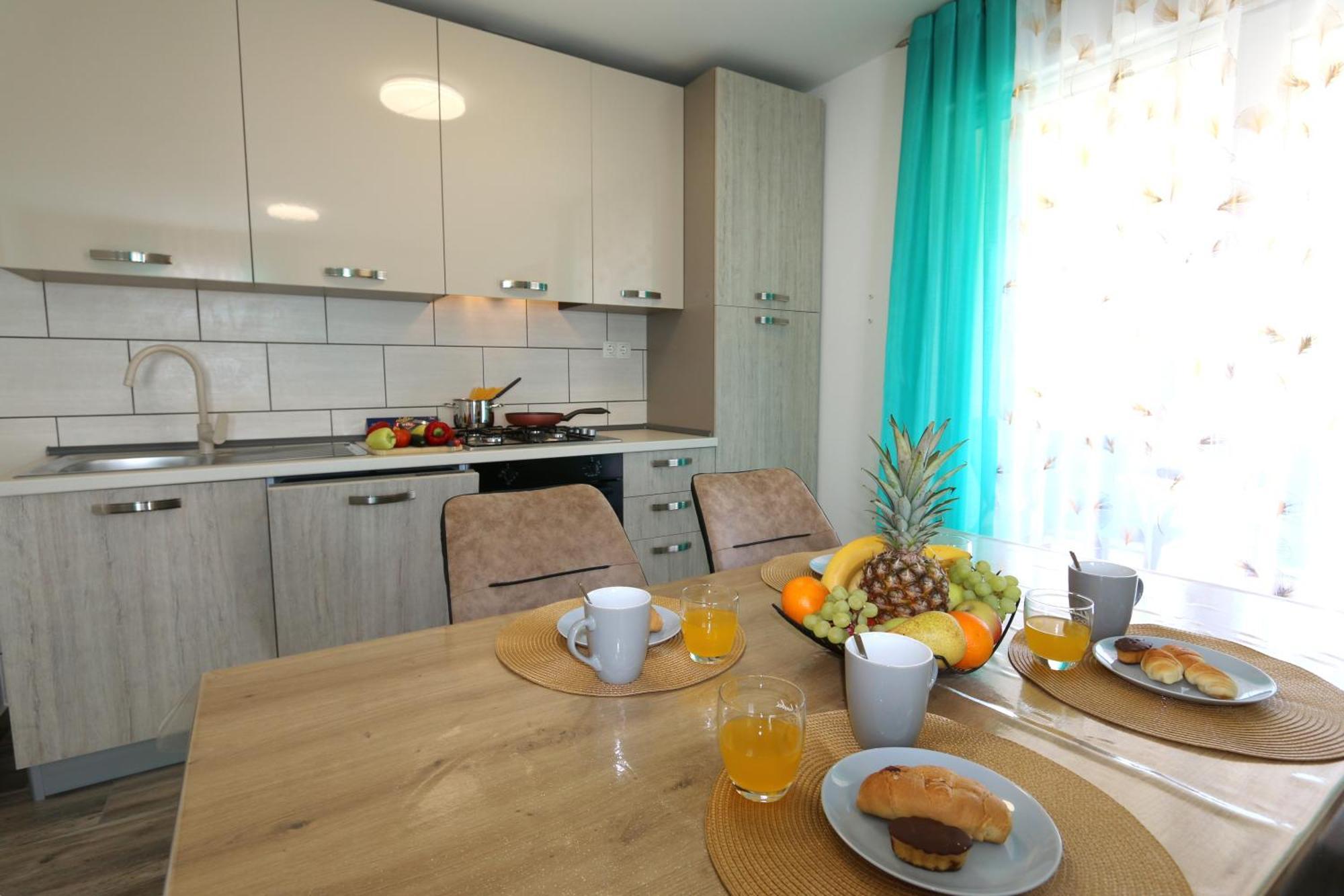 שילו Apartments Mirjana מראה חיצוני תמונה
