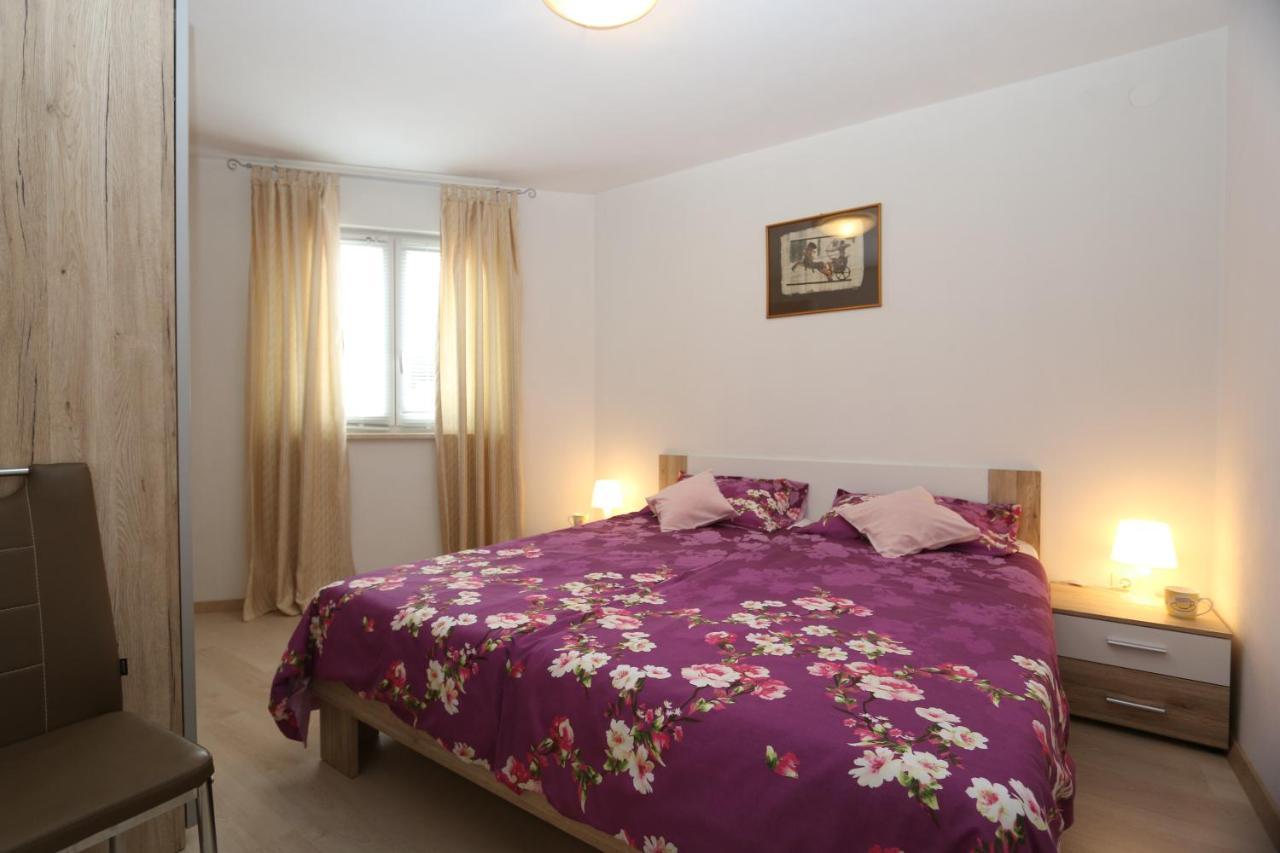 שילו Apartments Mirjana מראה חיצוני תמונה
