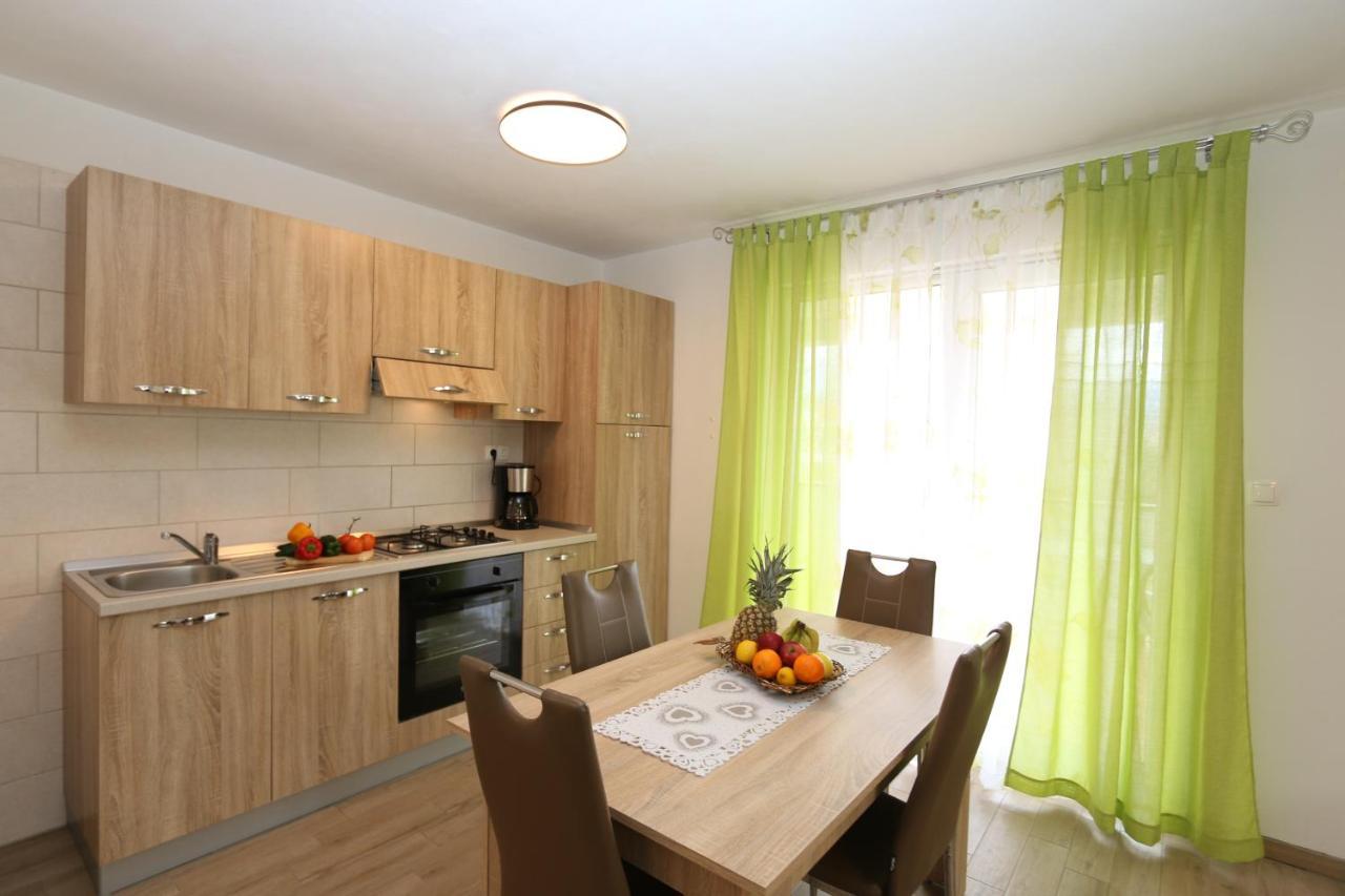 שילו Apartments Mirjana מראה חיצוני תמונה