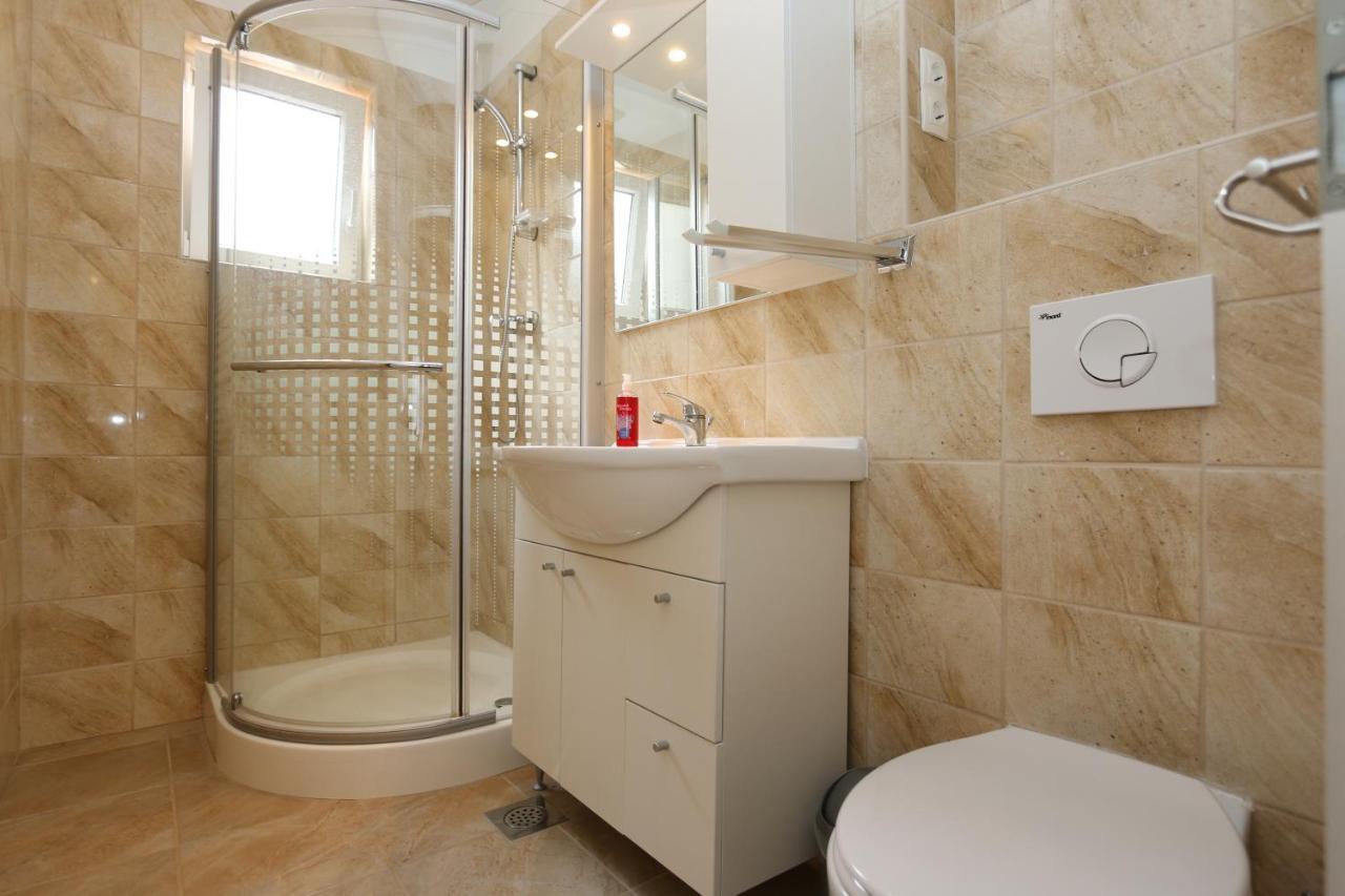 שילו Apartments Mirjana מראה חיצוני תמונה
