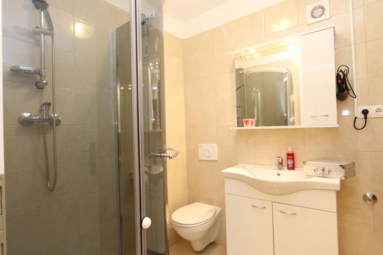 שילו Apartments Mirjana מראה חיצוני תמונה