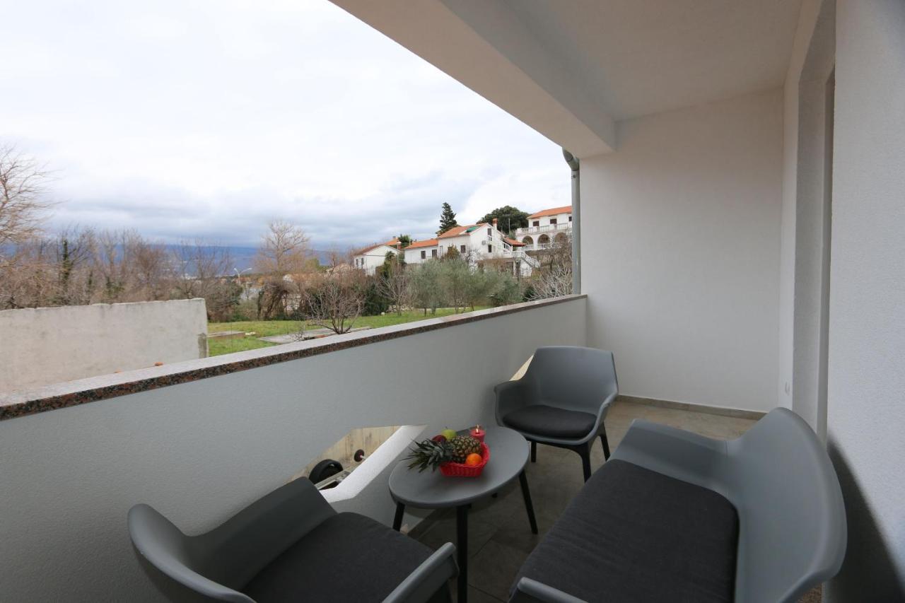 שילו Apartments Mirjana מראה חיצוני תמונה